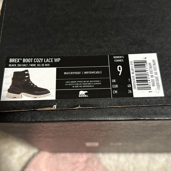 New In Box Brex Sorel Booties - Picture 7 of 7